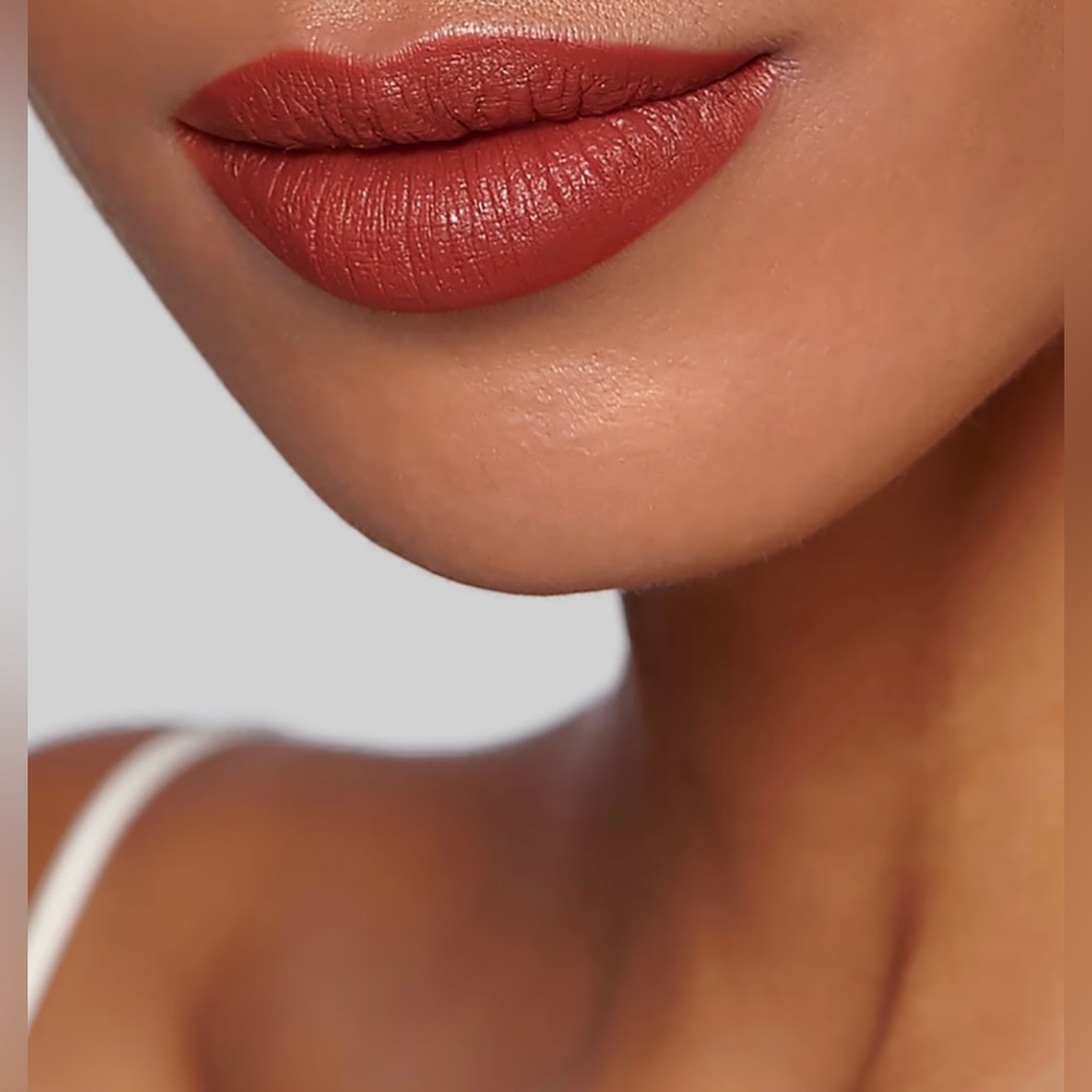 Pat McGrath Labs Lip Fetish Divinyl Lip Shine- Temptress